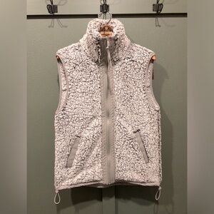 NWT!  A&F Sherpa vest